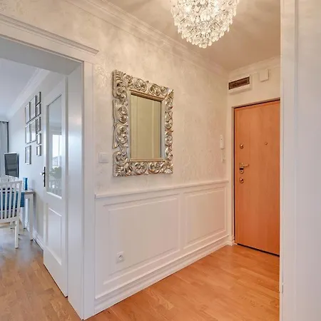 Long Gardens Oldtown *