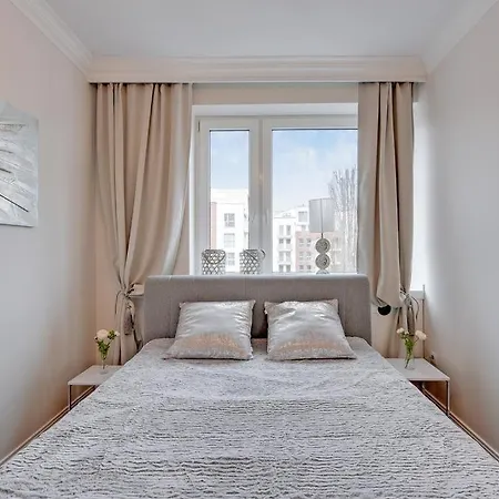 Long Gardens Oldtown *